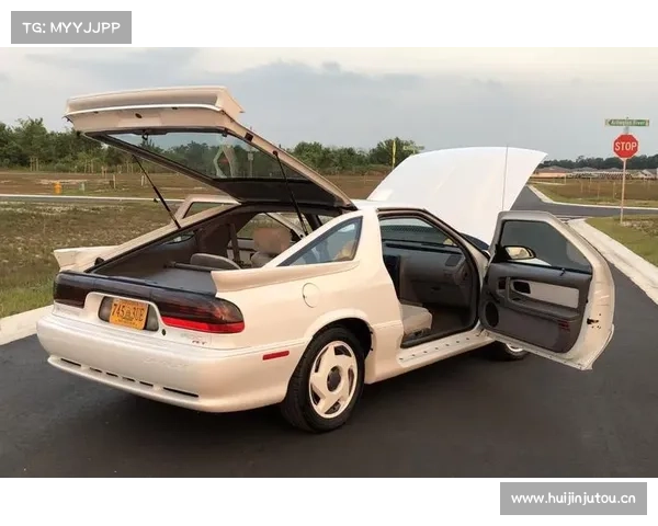 从IROC赛道到街头：道奇Daytona IROC R_T的双面人生